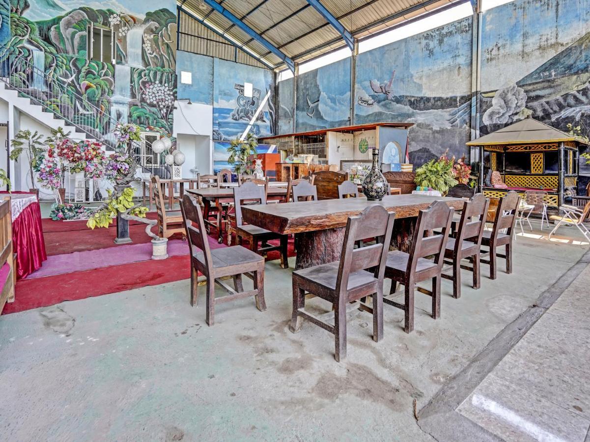 Oyo 90943 Mochi 88 Homestay Probolinggo Dış mekan fotoğraf