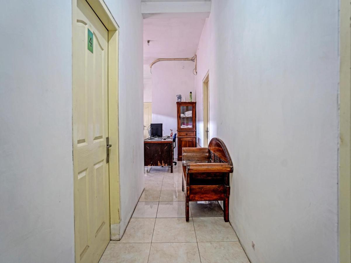 Oyo 90943 Mochi 88 Homestay Probolinggo Dış mekan fotoğraf